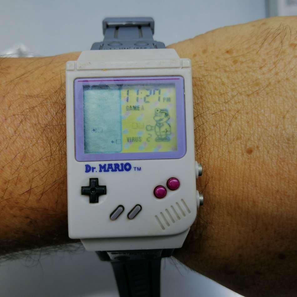 SUPER RARE!!! Original 1992 Mani Nintendo Dr. Mario Game and Watch Wrist Watch!!! Working!!!