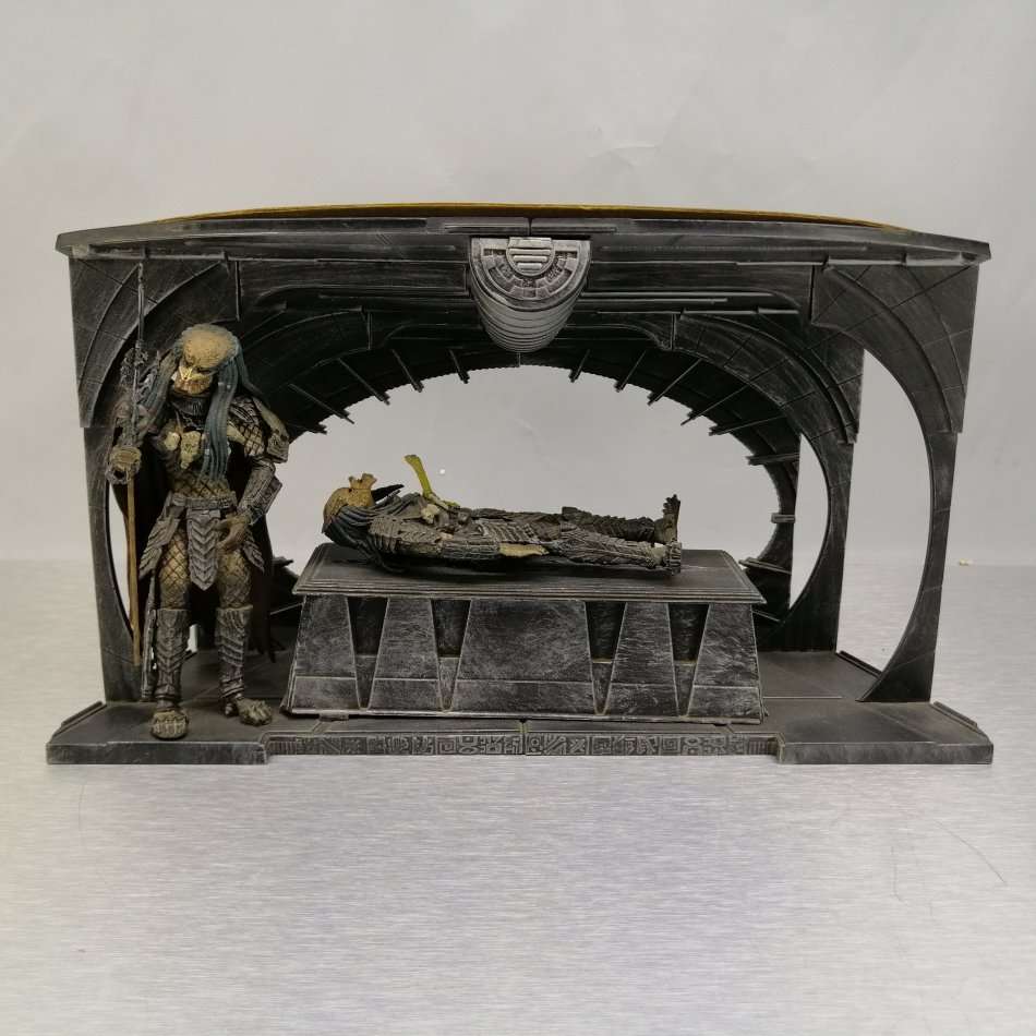 FANTASTIC!!! Highly Detailed Original Predator - Death Of The Predator Diorama (300mm) Figure 9