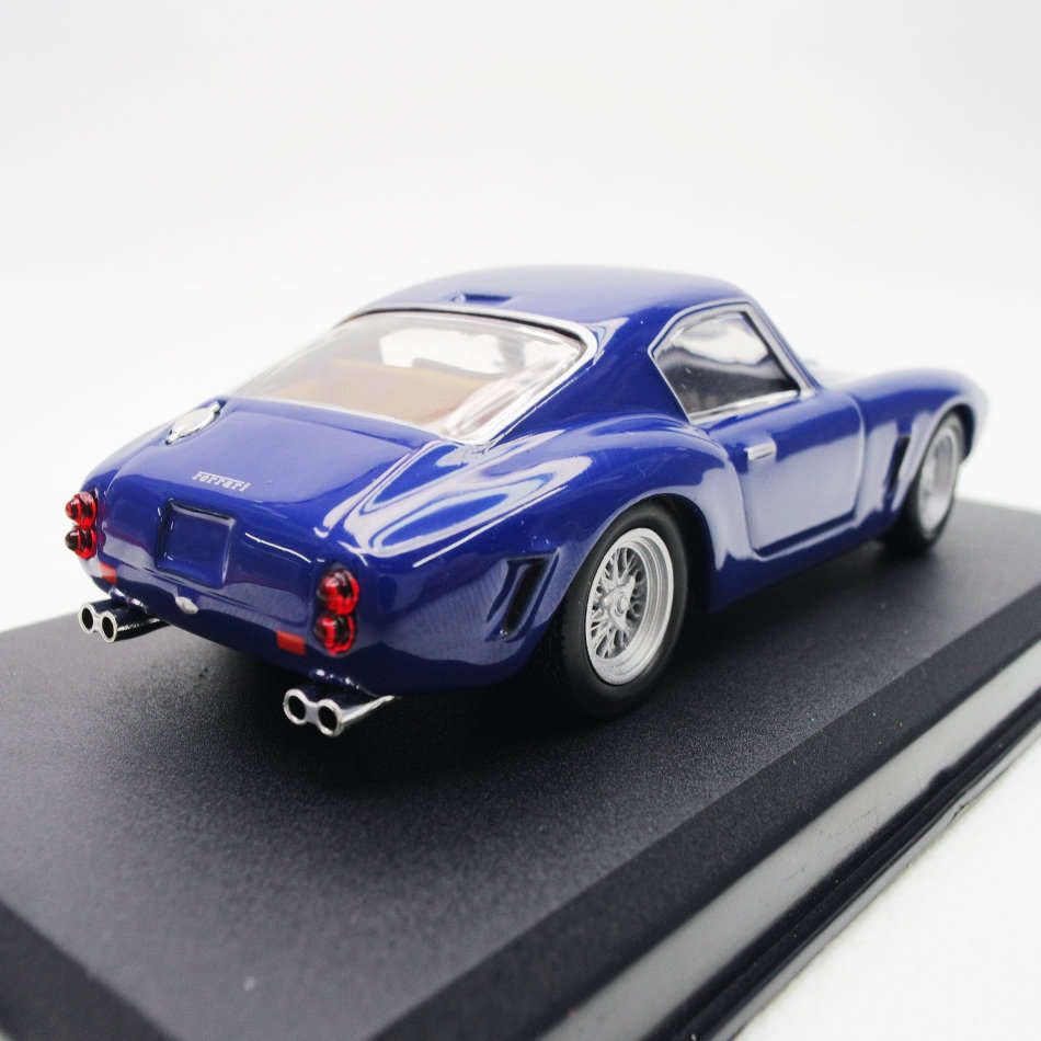 Original Die Cast Metal Ferrari 250 GT SWB - Licenced Product, Original Blister Pack 1:43