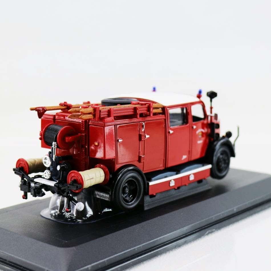 Highly Detailed Die Cast Metal 1950 Mercedes Benz TLF-50 Fire Engine (Boxed)