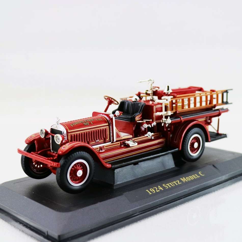 Highly Detailed Die Cast Metal 1924 Stutz Model C Fire Engine (Boxed)
