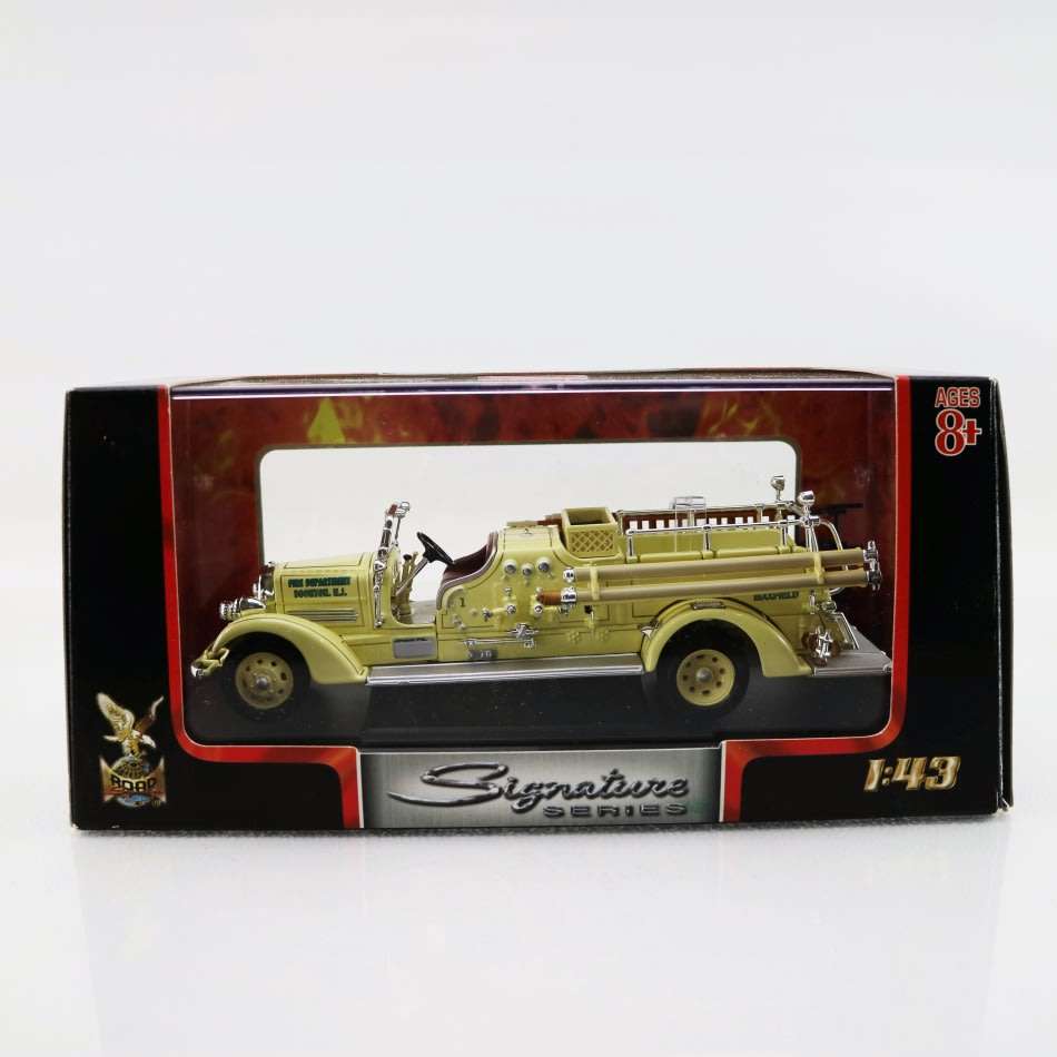 Highly Detailed Die Cast Metal 1938 Ahrens-Fox VC Fire Engine (Boxed)