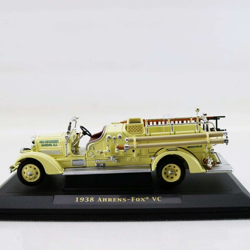 Highly Detailed Die Cast Metal 1938 Ahrens-Fox VC Fire Engine (Boxed)