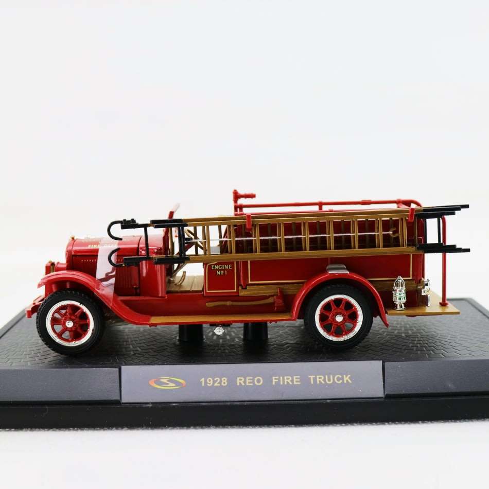 Highly Detailed Die Cast Metal 1928 REO Fire Engine (Boxed)