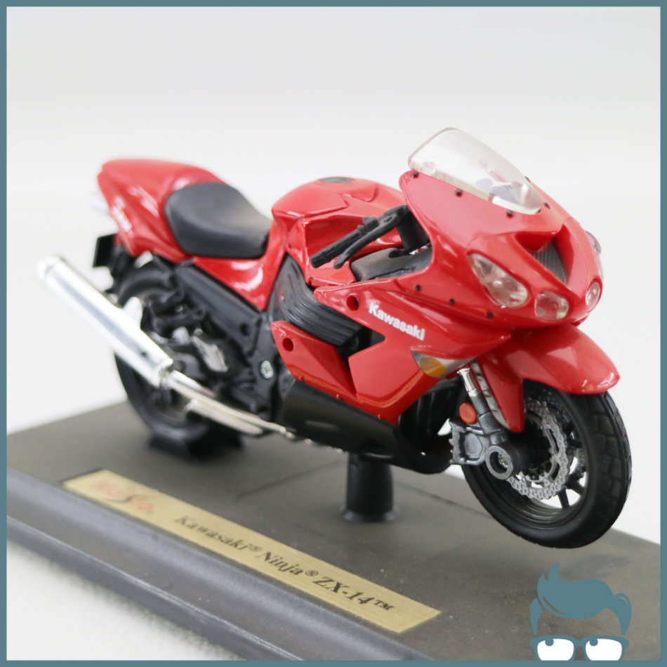 Highly Detailed Kawasaki Ninja ZX14 Scale 1:18