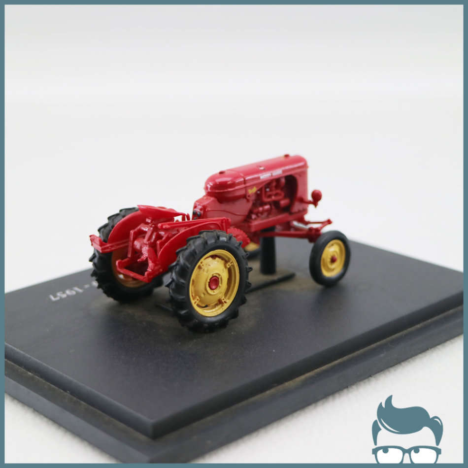 Highly Detailed Die Cast Metal 1957 Massey Harris Pony 820 Tractor!!!