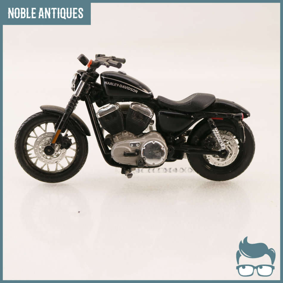 Harley Davidson Detailed Die Cast Motorcycle Model!!!