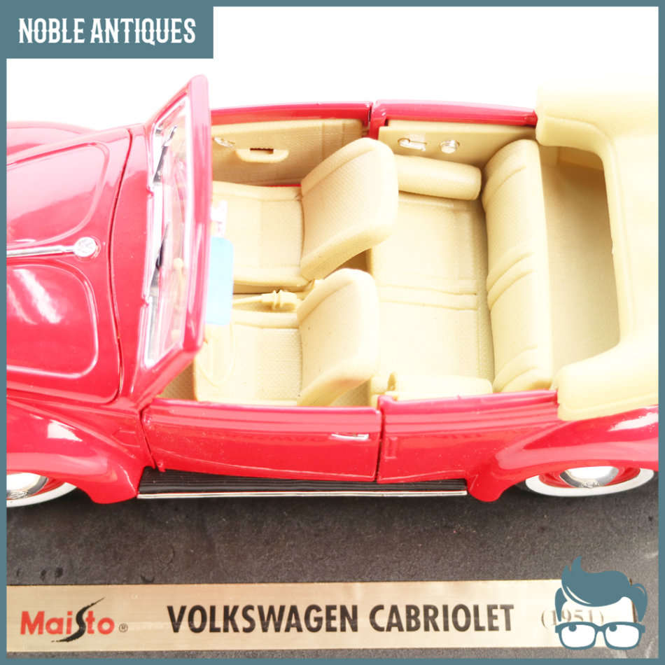 Original Scale 1:18 Boxed Highly Detailed Die Cast Metal VW Beetle Cabriolet!!!