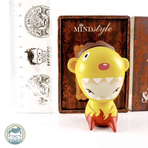 Original Boxed Kathie Olivas The Scavengers Figurine!!!