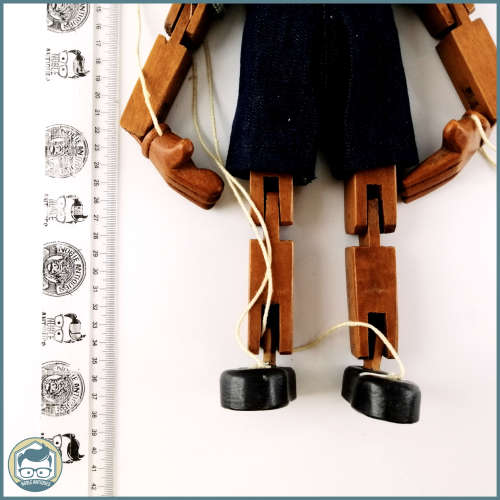 Detailed Hand Carved Articulated Wood Pinocchio Puppet!!! 40cm Tall