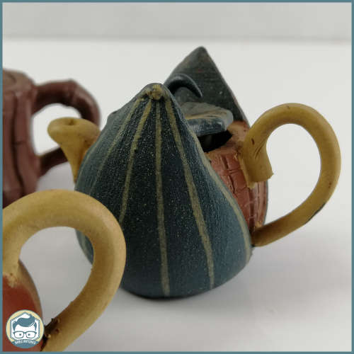 Exquisite Detailed Hand Crafted Miniature Japanese Tea Pots!!!