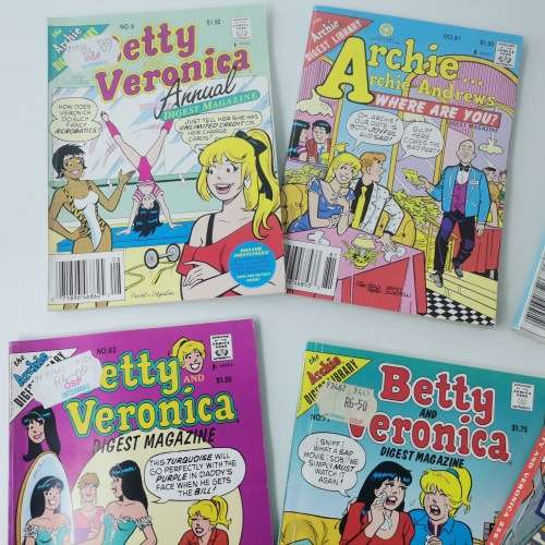 Vintage Mini Archie and Betty Comic Collection!!! Bid For All!!!