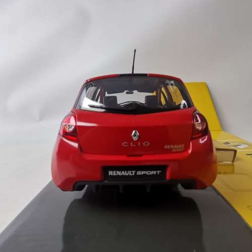 Original Boxed Solido 2006 Renault Clio III Rouge Trophy Scale 1:18!!!