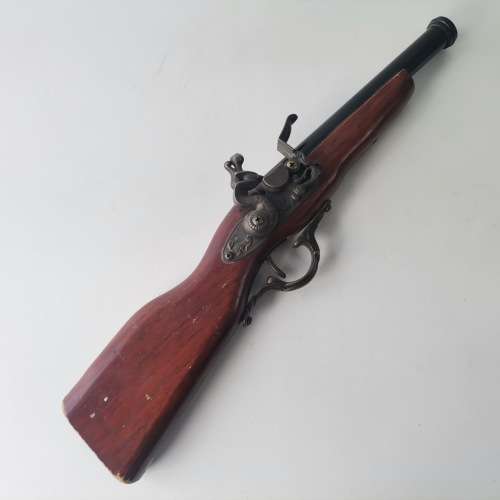 Decorative Wood and Metal Flintlock Display Rifle!!