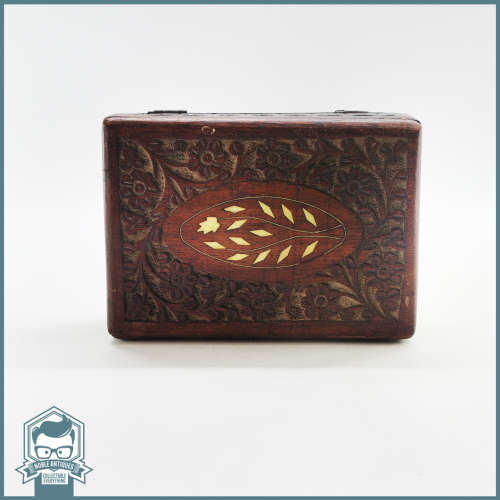 Vintage Highly Decorative Rosewood and Mother of Pearl Inlay Trinket/Jewelry Box!!!