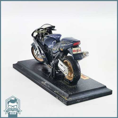Detailed Die Cast Kawasaki Ninja ZX12R Scale 1:18!!!