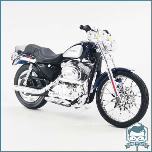 Harley Davidson Die Cast Motorcycle Scale 1:18!!!