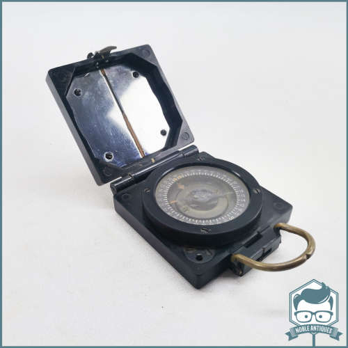 Original WWII TG. Co MARK1 Magnetic Compass!!!