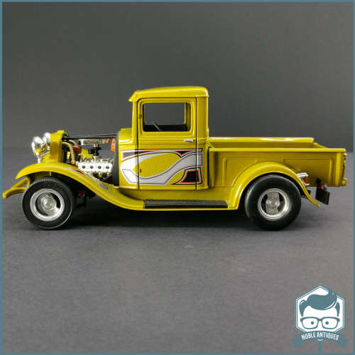 Die Cast Metal 1934 FORD PICK-UP Pro-Street Scale 1:18!!!