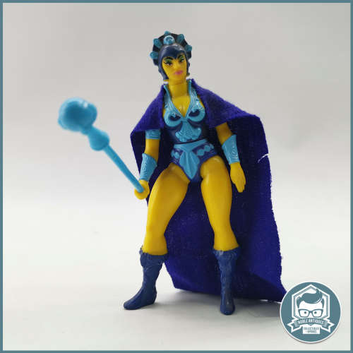 Original 1980`s Vintage Masters of the Universe Evil-Lyn Action Figure!!!