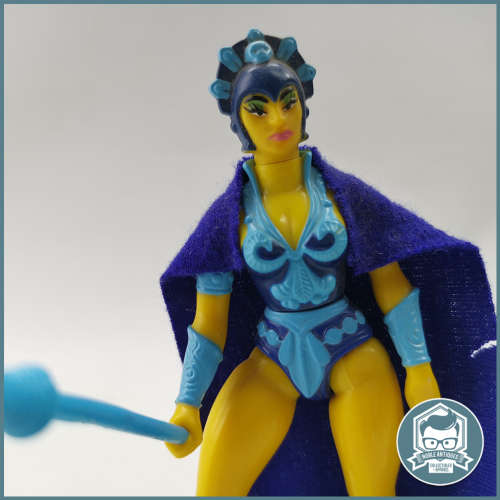 Original 1980`s Vintage Masters of the Universe Evil-Lyn Action Figure!!!