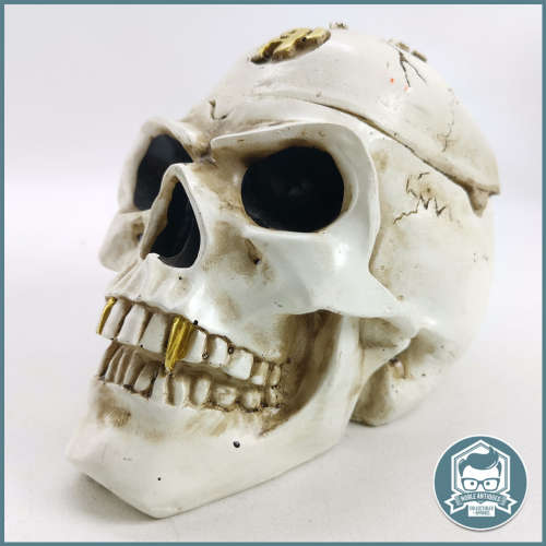 Large Bone Color Cast Skull Ashtray - 190mm!!!