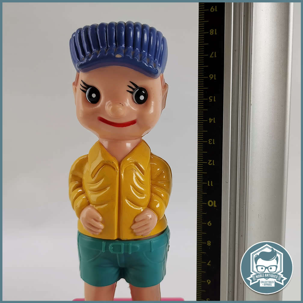 Vintage 1990 WEE WEE WATER BOY SQUIRTER NOVELTY TOY!!!