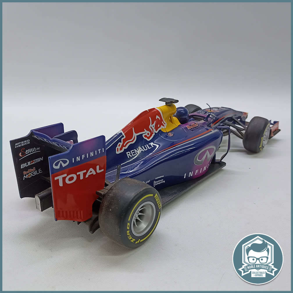 Maisto Infiniti Red Bull Racing RB9 F1 Model Car 38cm Long!!!