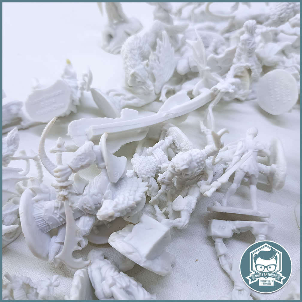 MASSIVE Original REAPER Miniatures Figurine Collection - Unpainted, Bid For All!!!