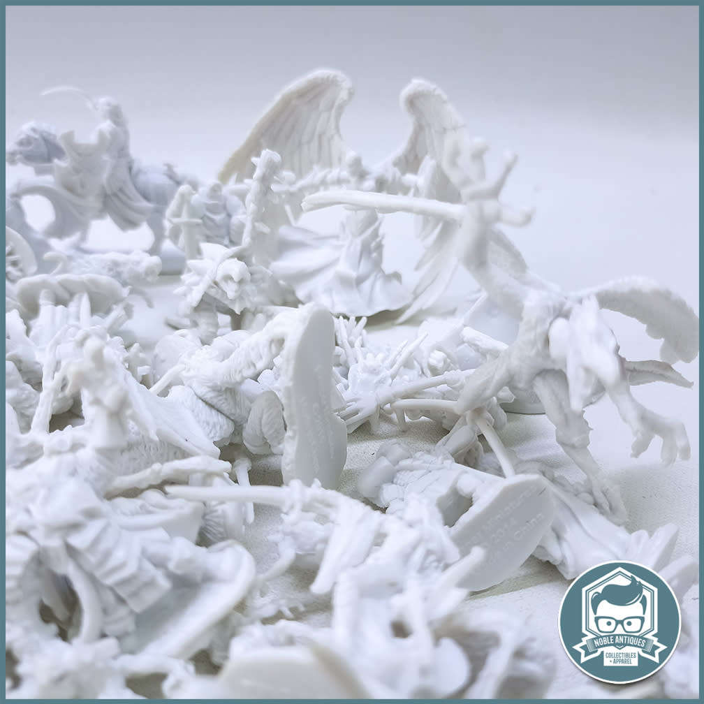 MASSIVE Original REAPER Miniatures Figurine Collection - Unpainted, Bid For All!!!