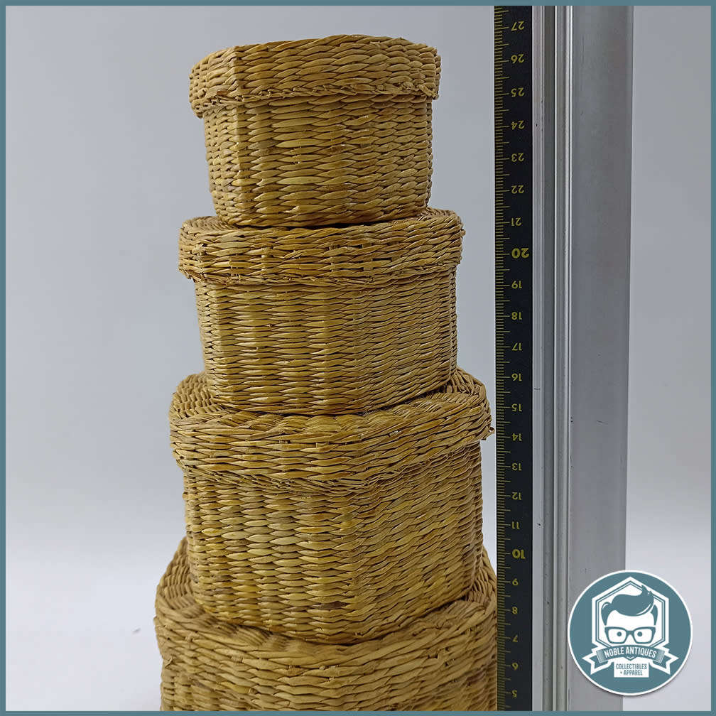 Small Vintage Woven Hexagon Nesting Baskets !!!