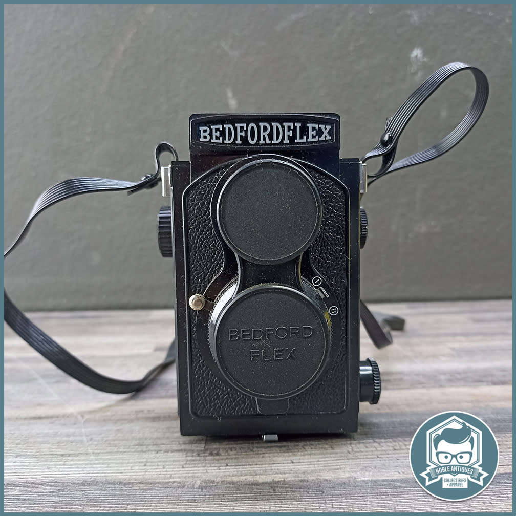 Vintage Plastic BEDFORDFLEX DOUBLE-LENS REFLEX CAMERA - circa 1960's!!!