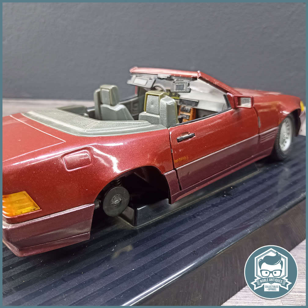 Scale 1:18 Die Cast Metal Maisto Mercedes-Benz 500SL (1989) - Parts or Display!!!