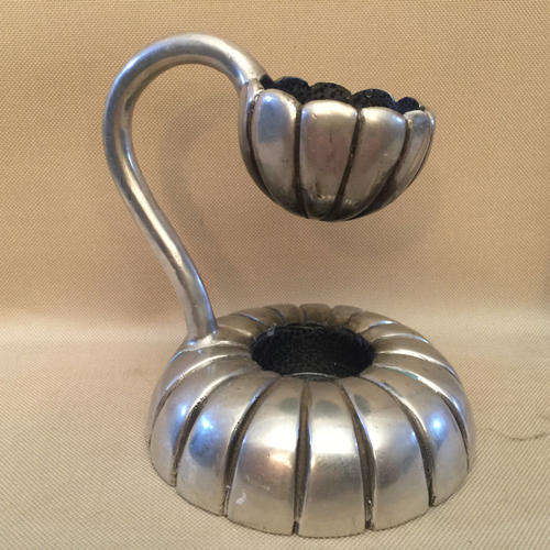 Metal "Growing Flower" Candle Stand