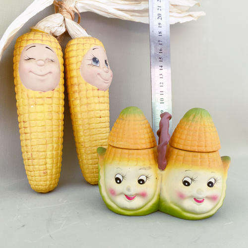 Corn Family For The Kitchen!
