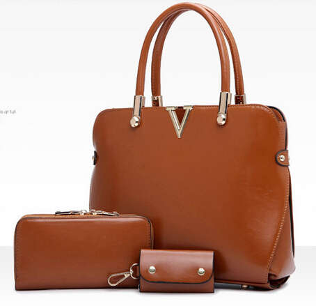 SALE!Was R495. 3 pieces set bag, purse (clutch),key holder.Brown color.Delivery only start 5 Sep2017