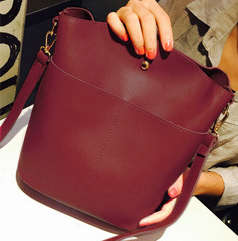 2 piece simply design lady bag. Red color. Stock in ZA
