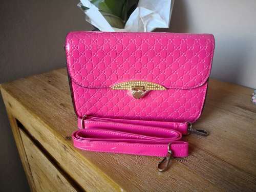LAST STOCK SALE!!! Smart lady handbag. Rose color. Quality PU leather.