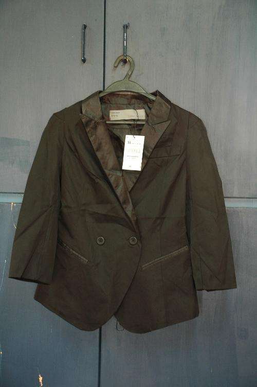 Zara Basic short suit blazer, jacket. Clearance! Final promotion. size 32