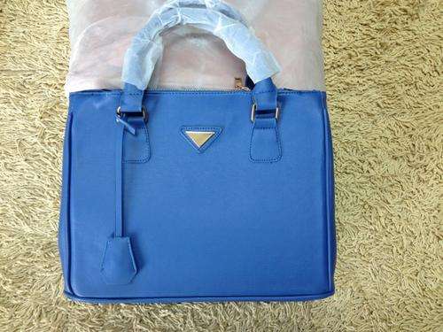 Big name style OL wild matches bag. Blue color.