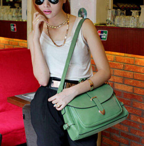 Preppy look bags. Buy 2 Promotion. Apricot or green color.