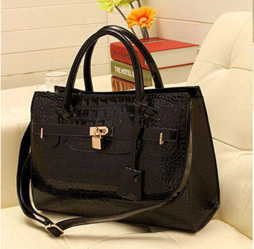Classic crocodile pattern safety lock office ladies bag. Black color. Stock in ZA,no custom fee!