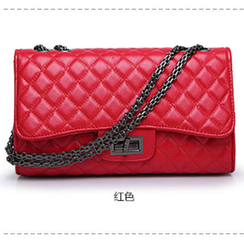 High quality tungsten steel chain vogue handbag. Color Red. Stock in ZA