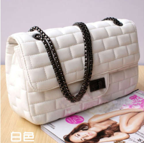 Stars love elegant shoulder chain bag. White color. Stock in ZA