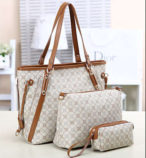 3 Pieces printed high quality lady bags. Brown color. Stock in ZA