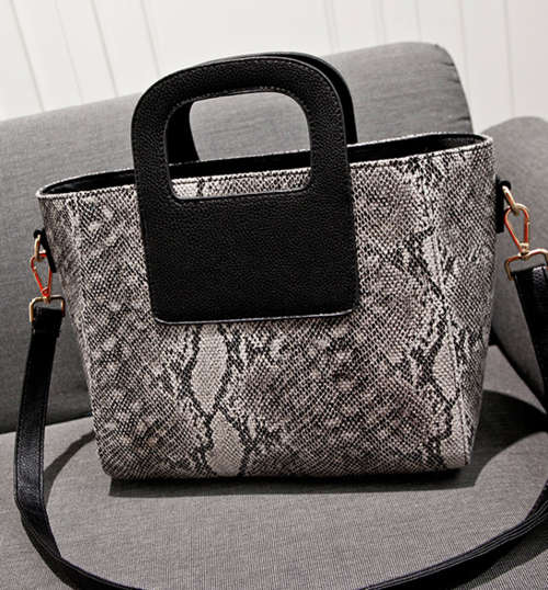 Classic snake pattern woman's handbag, shoulder bag. In Stock
