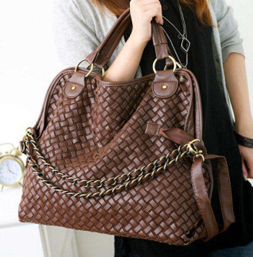 Retro large capacity multi-use chain handbag with strape. Coffee color. Stock in ZA