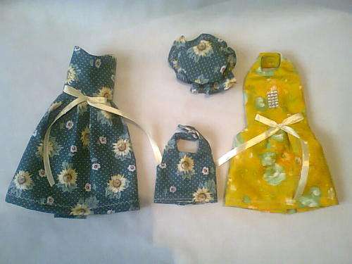 barbie clothing ( 4 ITEMS) sunflowers