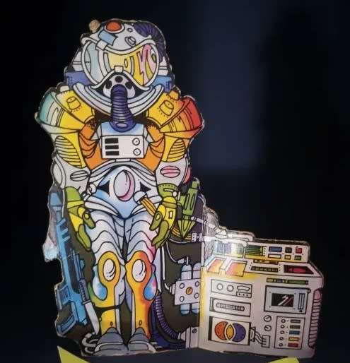 Spaceman cardboard cut-out, vintage Castle Grayskull spare part (Maters of the Universe / MOTU)