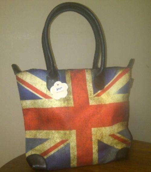 STUNNING COTTON ROAD HANDBAG!!!